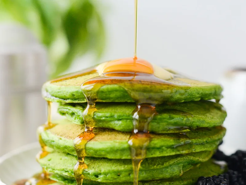 Spinach Pancakes with Buttermilk and Vanilla