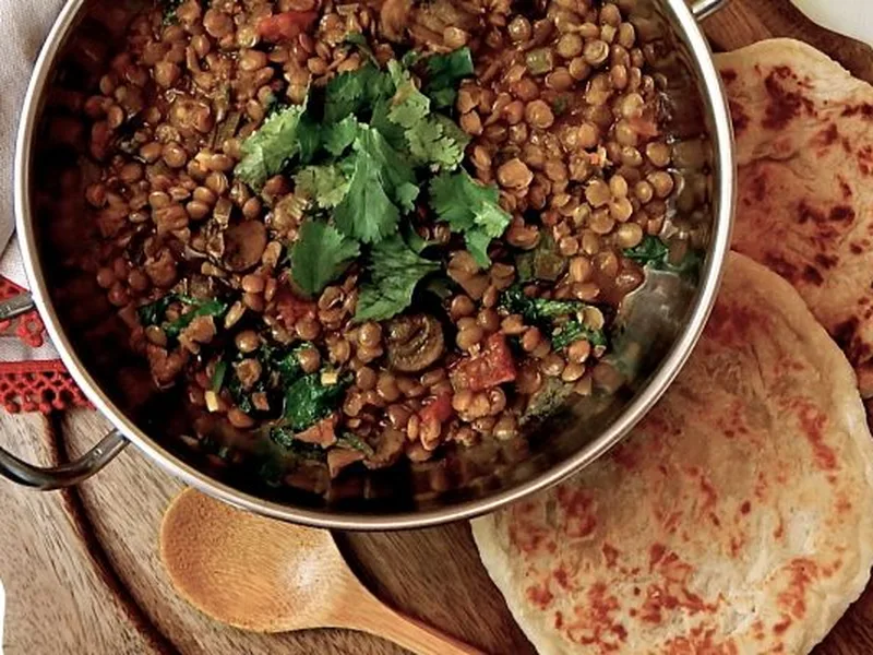 Easy Coconut Curry Lentils with Mushrooms and Kale