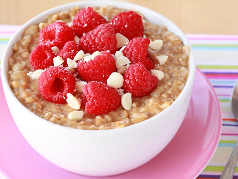 Raspberry White Chocolate Growing Oatmeal