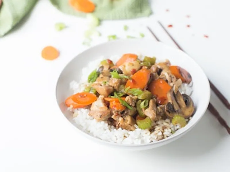 Weeknight Crispy Tofu Stir-Fry with Brown Sauce
