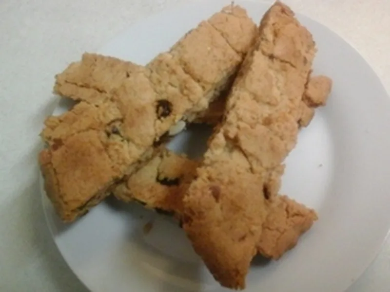 Cranberry-Almond Biscotti with Warm Spices