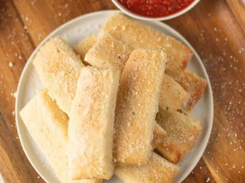 Copycat Little Caesars Crazy Bread with Garlic Butter
