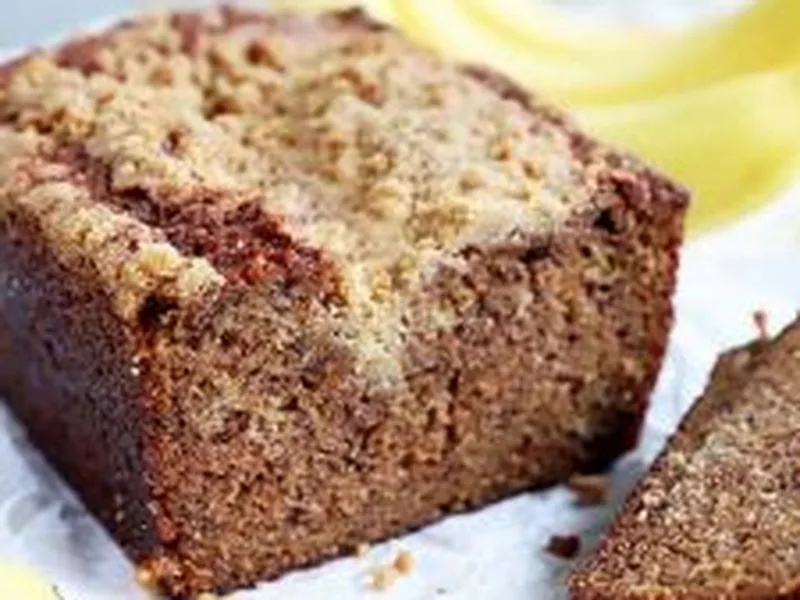 Cinnamon Streusel Banana Bread