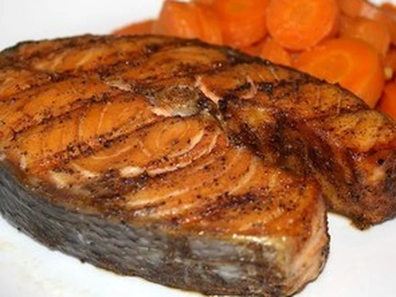 Molasses-Glazed Grilled Salmon Steaks