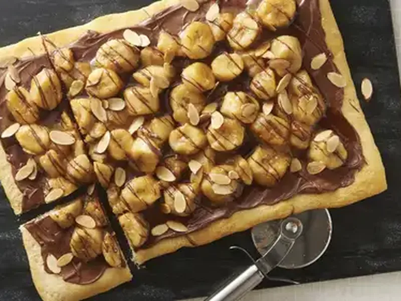Caramelized Banana Nutella Pizza with Crescent Roll Crust
