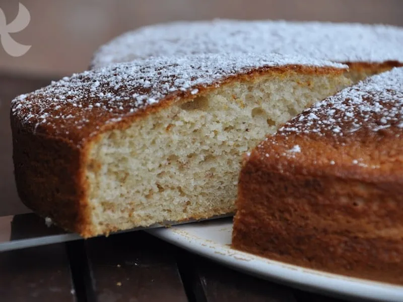 Lemon Banana Cake with Royal Baking Powder