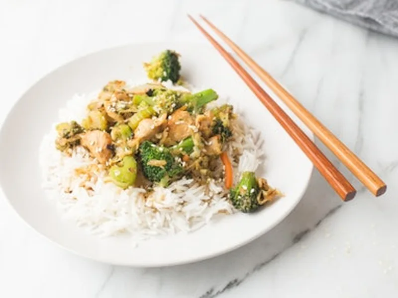 Crispy Tofu Yakitori Stir-Fry with Broccoli and Rice