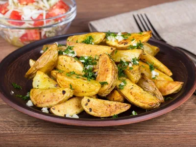 Herb and Garlic Potato Wedges