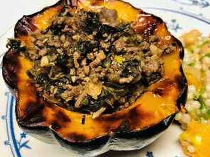Roasted Acorn Squash Stuffed with Seasoned Ground Beef