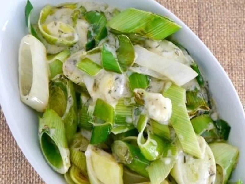 Pan-Sauteed Leeks with Creamy Blue Cheese