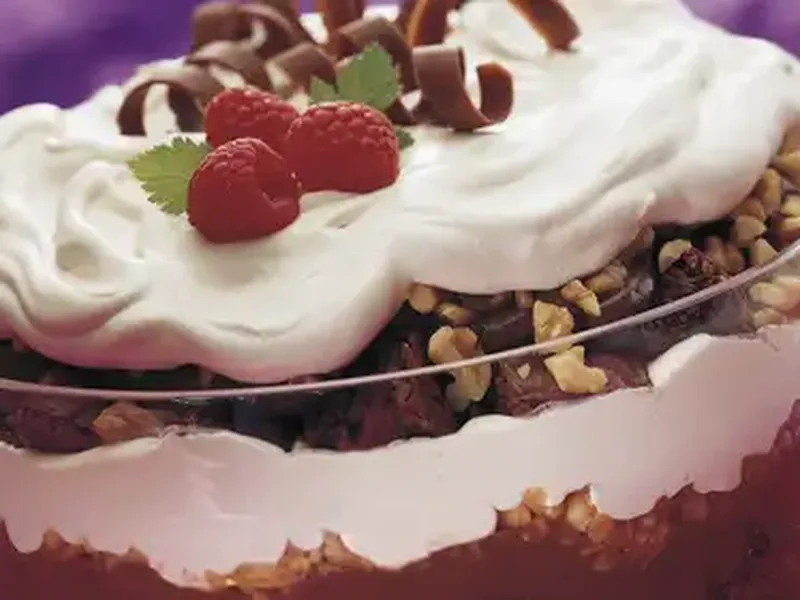 Easy Caramel Cream Brownie Trifle with Chocolate Pudding