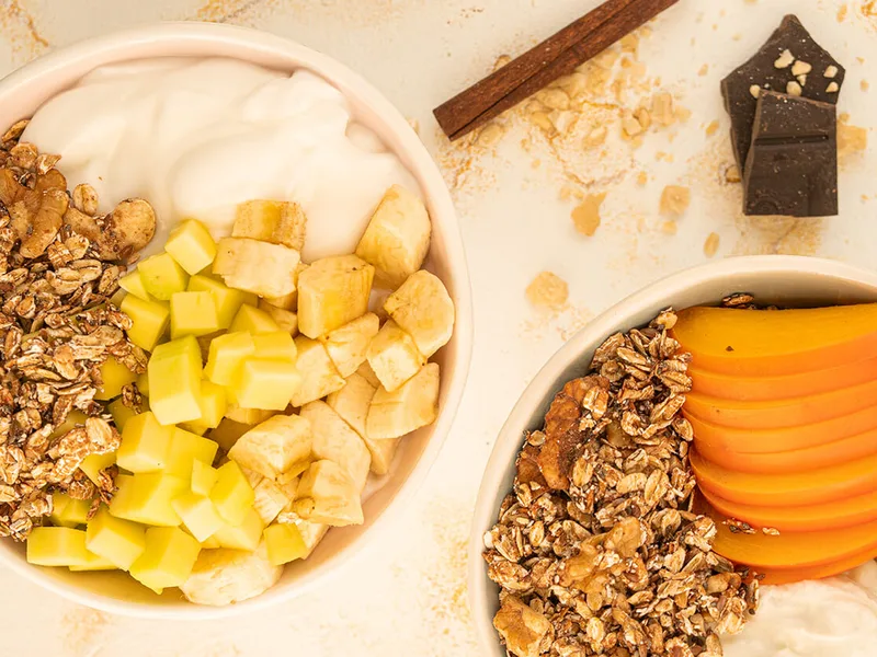 Overnight Oat Bowl with Apple, Banana and Dark Chocolate