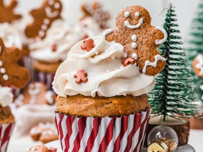 Vegan Gluten-Free Gingerbread Caramel Cupcakes