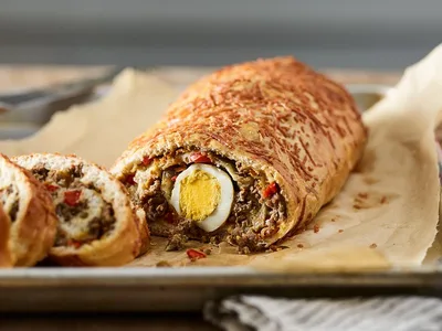 Beef and Potato Stuffed Bread with Eggs