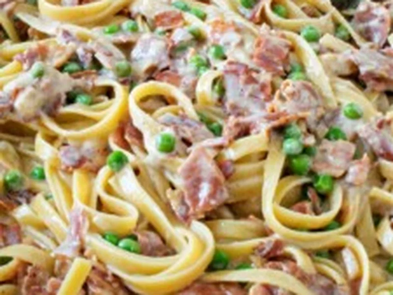 Creamy Fettuccine with Egg, Cheese, and Crispy Spec