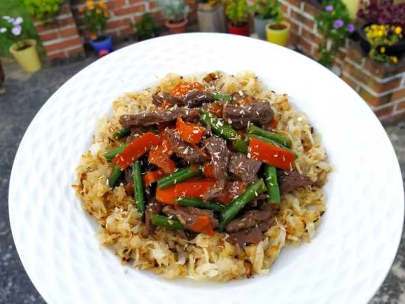 Beef Stir-Fry with Oyster Sauce and Sesame