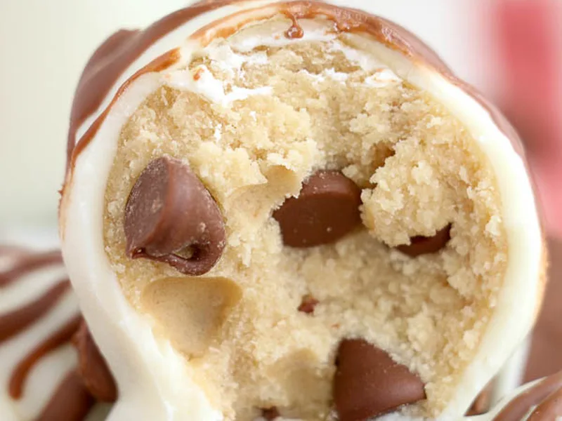 No-Bake Chocolate Chip Cookie Dough Truffles