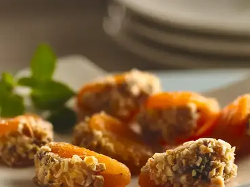 Amaretto Cheese-Filled Apricots with Toasted Almonds