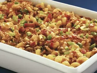 Texas Chili Pasta Bake with Ground Beef and Cheddar