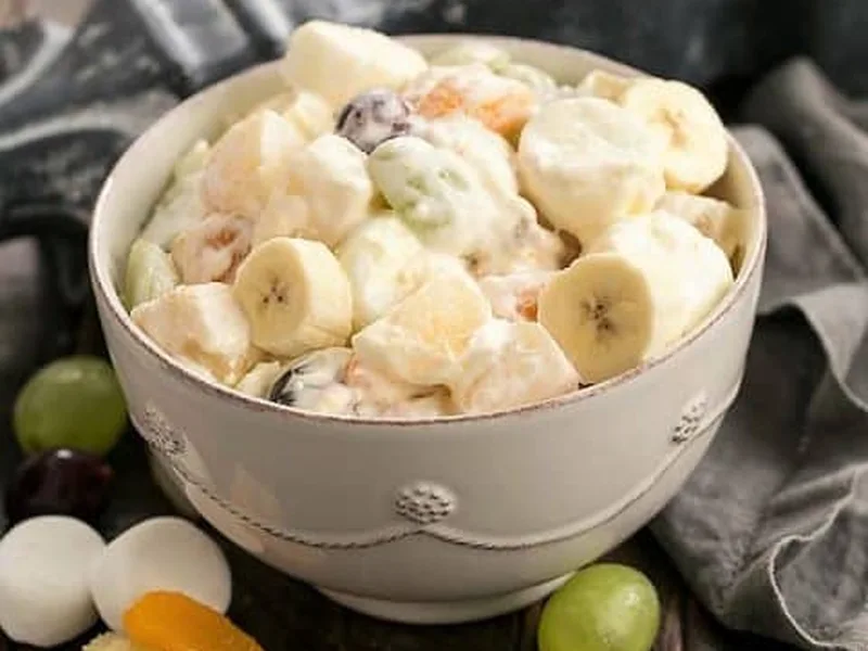Holiday Fruit Salad with Custard Cream Dressing