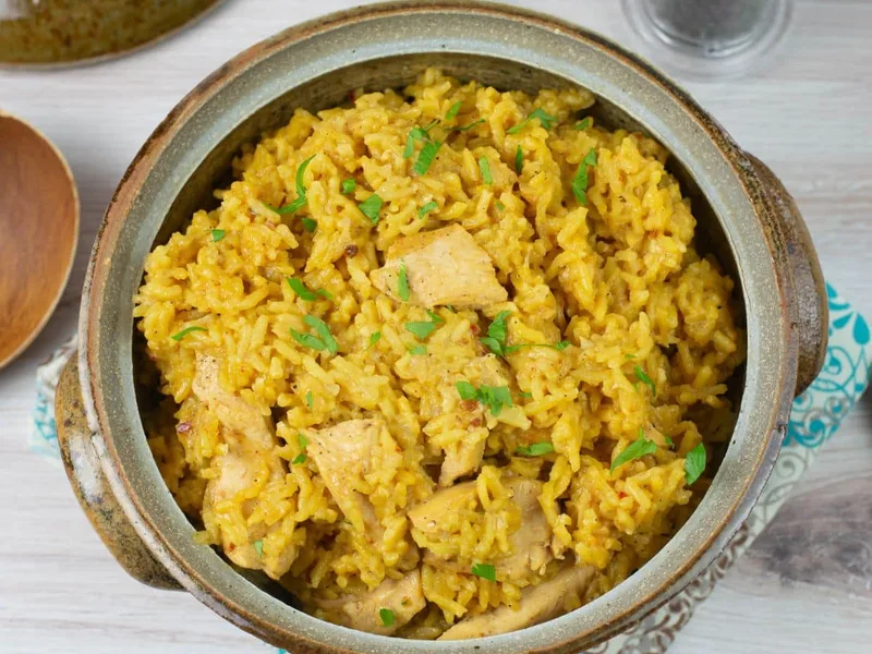 Instant Pot Chicken and Saffron Yellow Rice