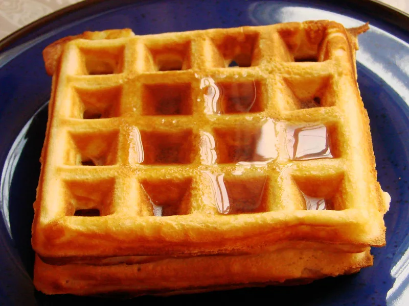 Classic Buttermilk-Style Waffles with Crispy Edges