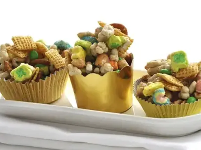 Pot o' Gold Chex Mix with Lucky Charms