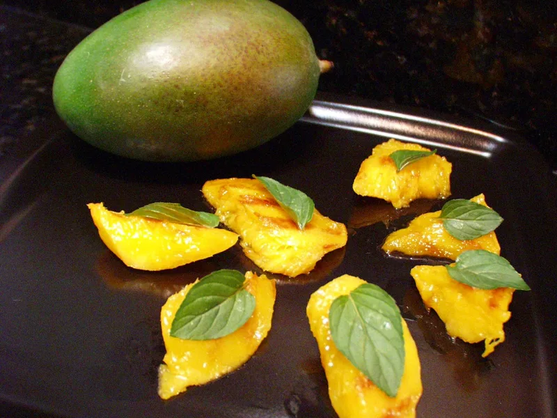 Grilled Mangoes With Ginger Syrup