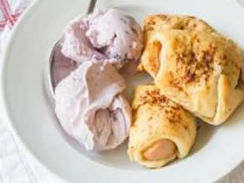 Apple Pie Crescent Bites with Cinnamon Brown Sugar