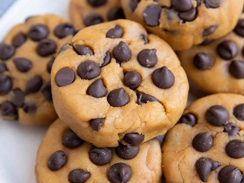 No-Bake Peanut Butter Chickpea Cookie Dough