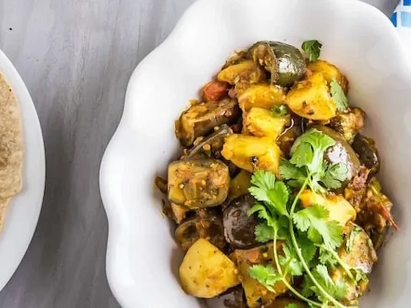 Spiced Eggplant and Potato Curry with Aromatic Indian Spices