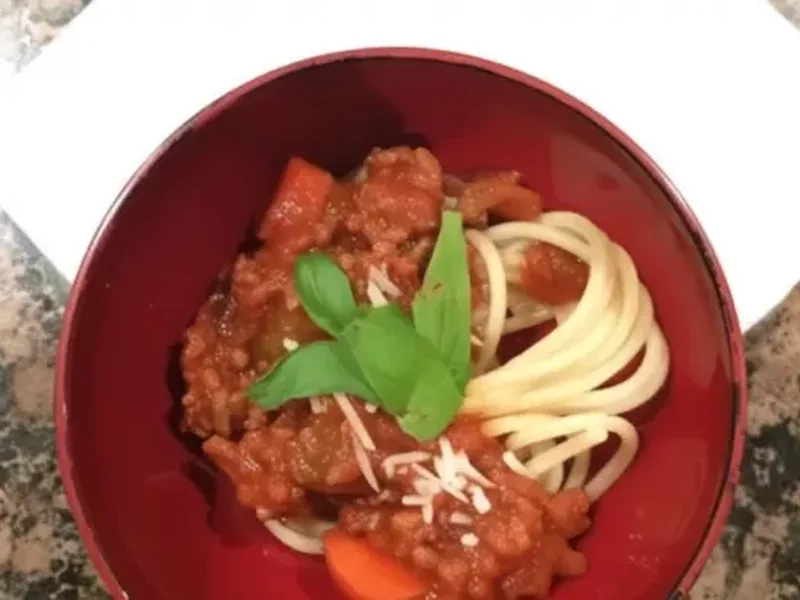 Classic American Spaghetti Bolognese