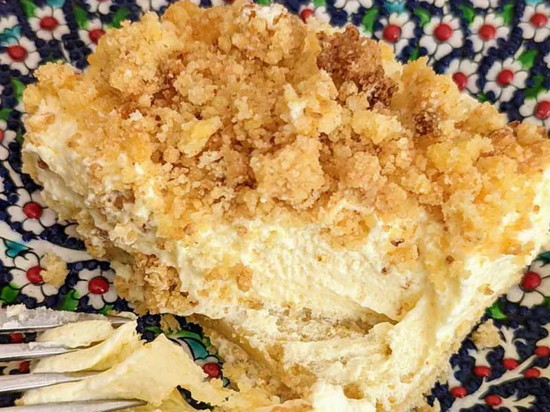 Cream Cheese Crumb Dessert with Vanilla Pudding and Pineapple