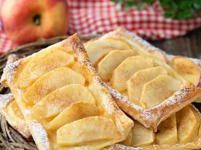 Apple Jam Puff Pastry Tarts, 20 Minutes