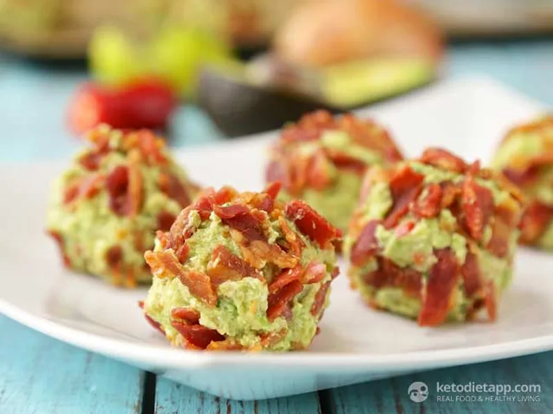 Crispy Bacon Guacamole Fat Bombs - Keto Low Carb Snacks