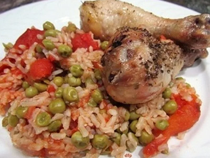 Brown Rice with Tomatoes and Peas