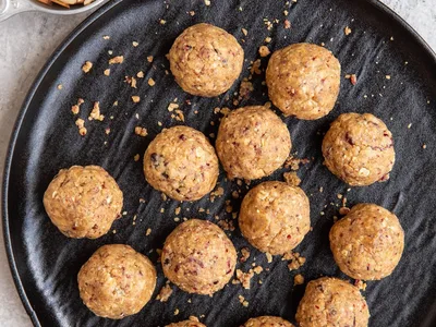 No-Bake Cranberry Almond Protein Balls