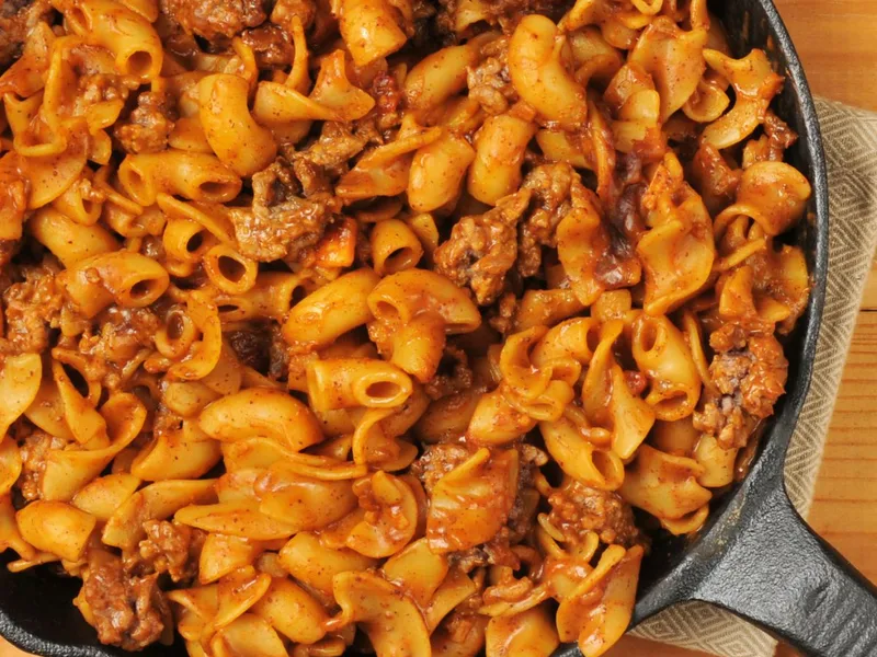 Weight Watchers Chili Macaroni with Ground Beef and Kidney Beans