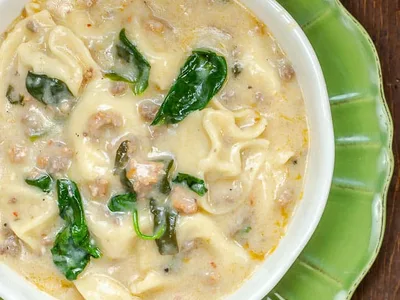 Instant Pot Italian Sausage Tortellini Soup with Spinach