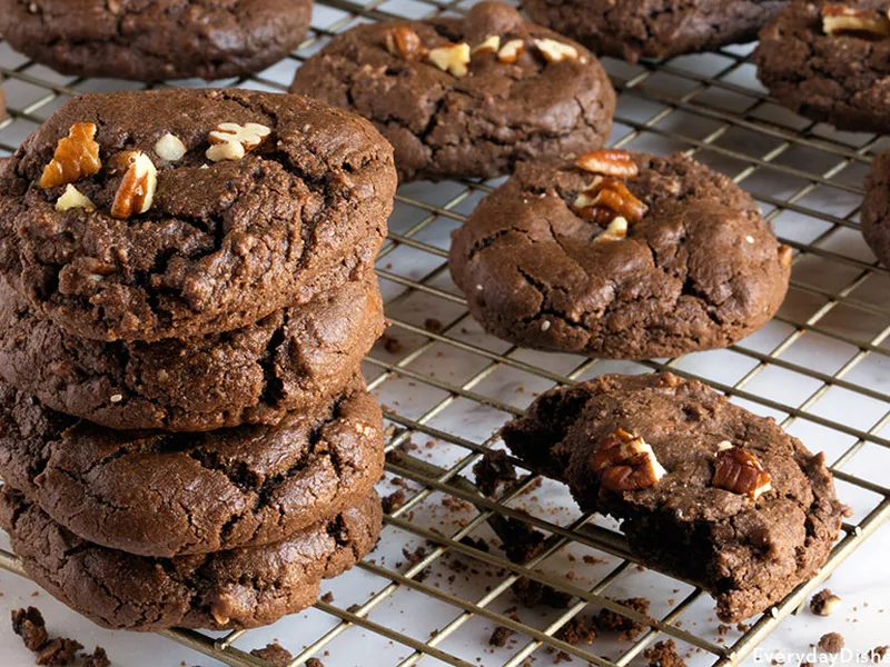 Chewy Gluten-Free Chocolate Pecan Cookies