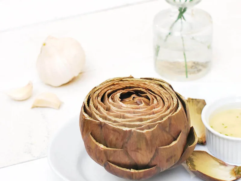 Steamed Artichoke with Garlic Butter Dipping Sauce