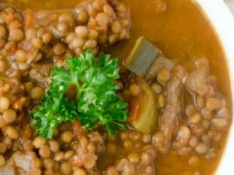 Slow Cooker Beef and Lentil Stew with Zucchini