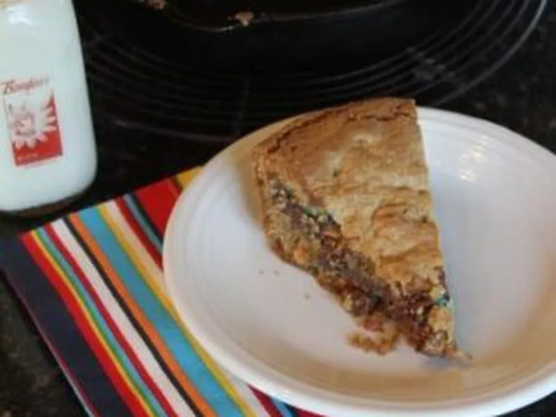 Giant Cast Iron Skillet Cookie