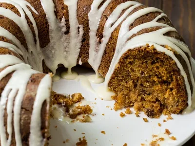 Cinnamon Caramel Applesauce Coffee Cake with Pecans