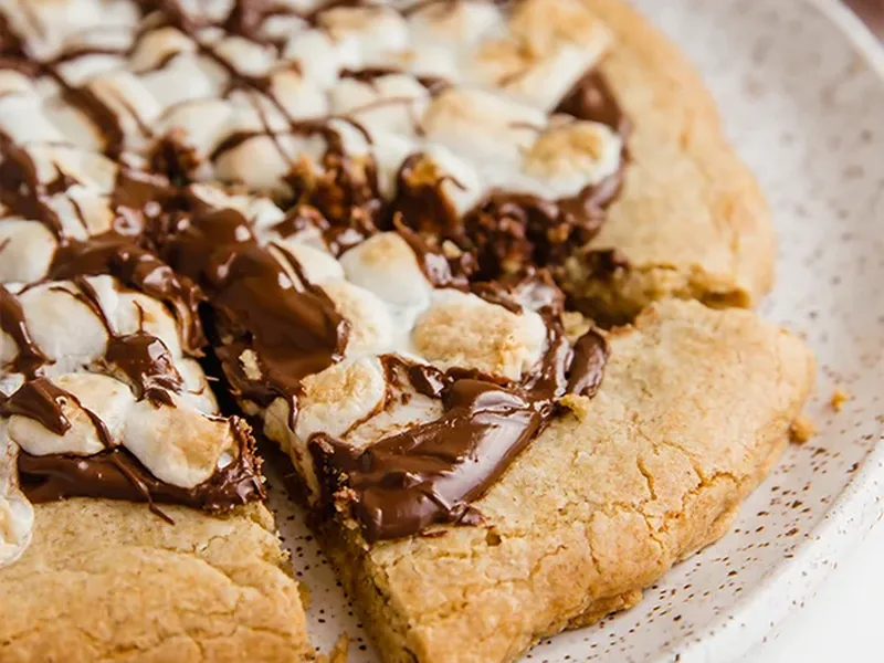 Gluten-Free S'mores Pizza with Tapioca and Tigernut Flour