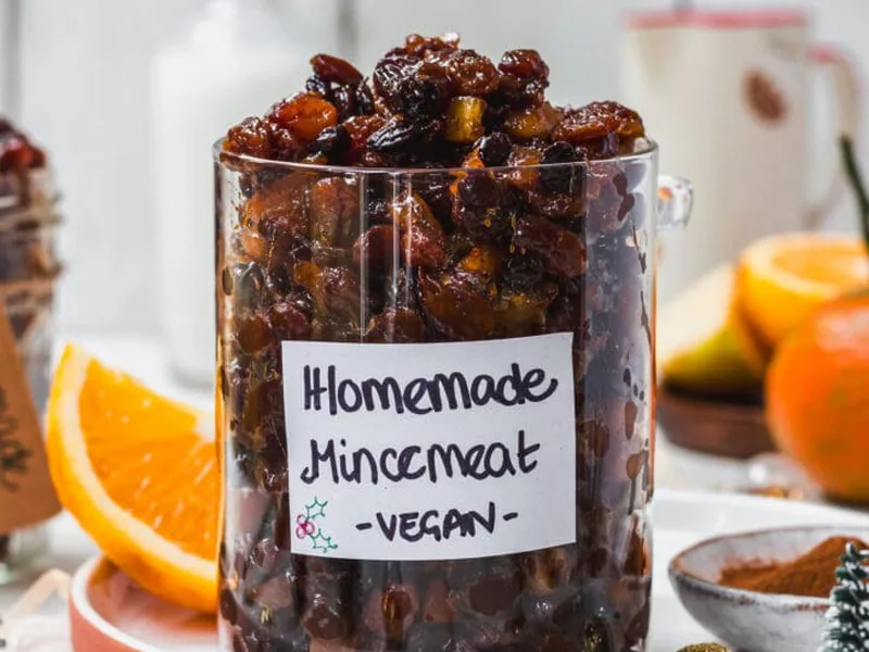 Vegan Mince Pie Filling with Spiced Dried Fruit