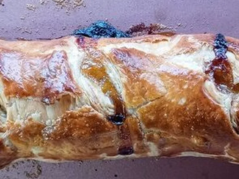 Apple Strudel with Puff Pastry