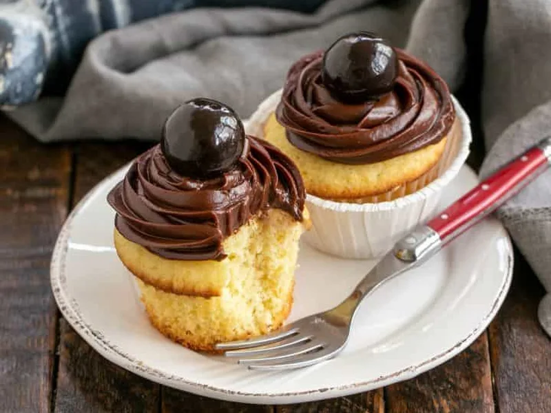 Yellow Cupcakes with Chocolate Ganache Frosting