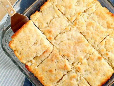Buttered Pan Biscuits: Crispy-Bottomed Skillet Bake