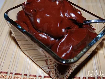 5-Minute Vegan Chocolate Cream Emulsion